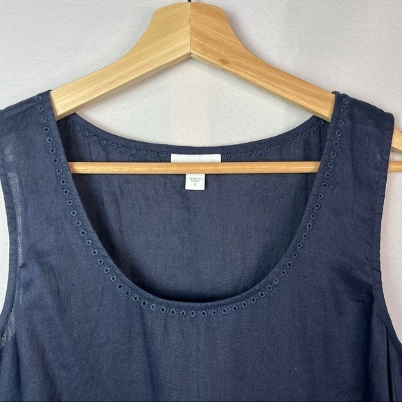 J. Jill Linen Blue Scoop Neck Eyelet Trim Sleeveless Tank Top S - Picture 3 of 3